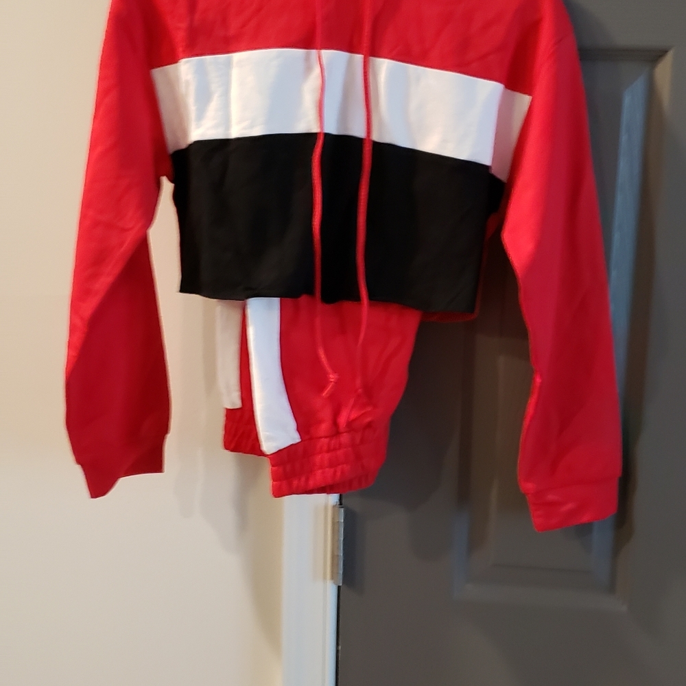 Jogger set - Picture 2 of 4